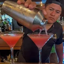 Cocteles en The Money Bar